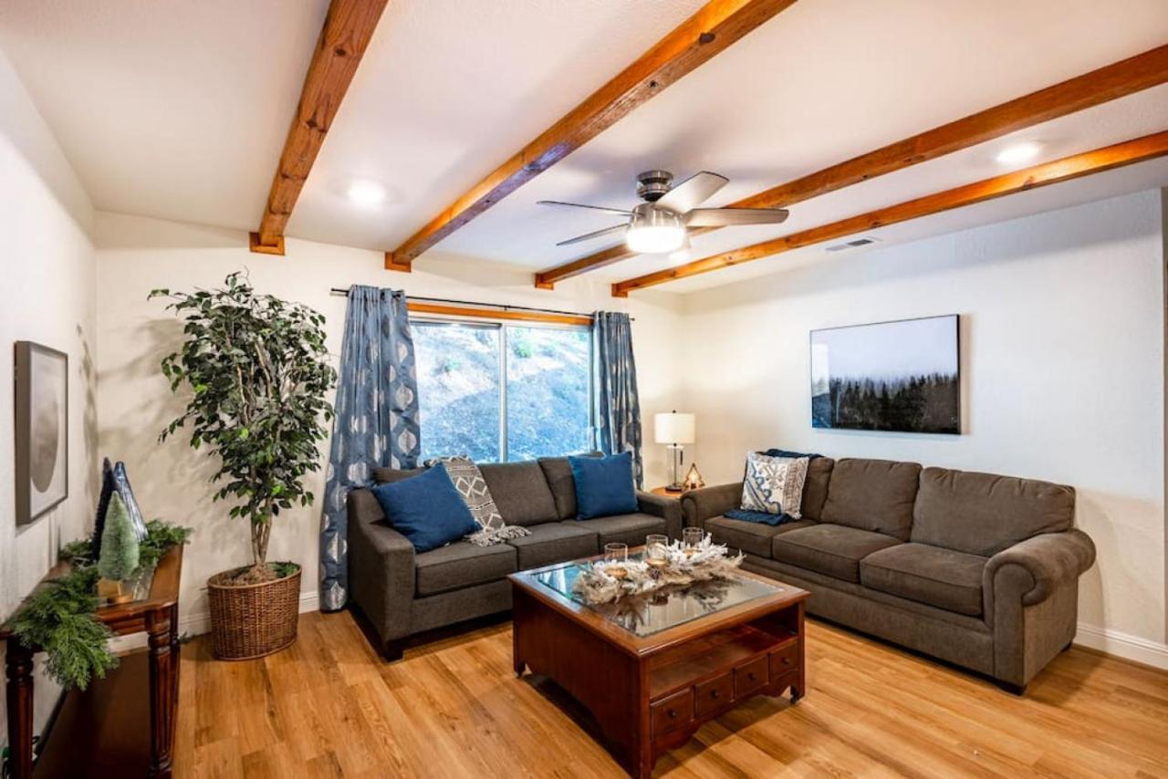 Holiday home Corlieu Falls In Sugar Pine 8 Miles From Yosemite With Gazebo, Hot Tub A Shack And Bar Oakhurst