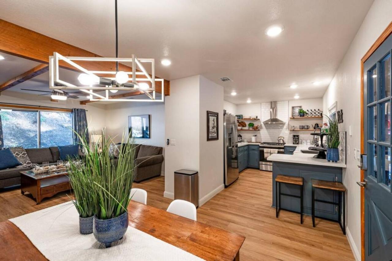 Holiday home Corlieu Falls In Sugar Pine 8 Miles From Yosemite With Gazebo, Hot Tub A Shack And Bar *